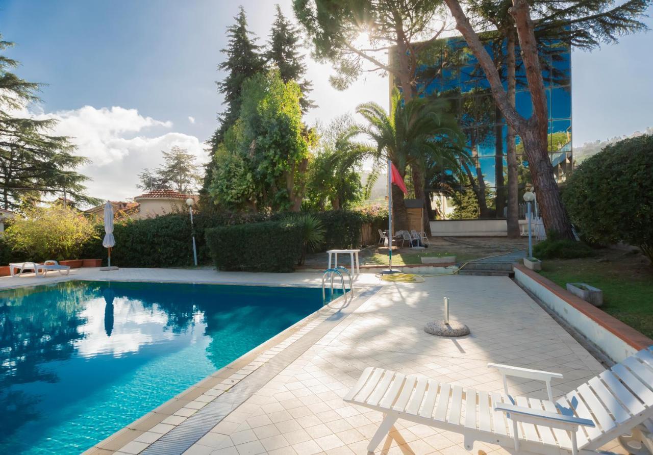 Apartament I Giardini Del Sole Con Piscina By Wonderful Italy San Remo Zewnętrze zdjęcie